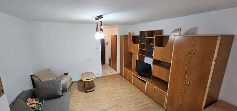 Vitan, Auchan, garsoniera,