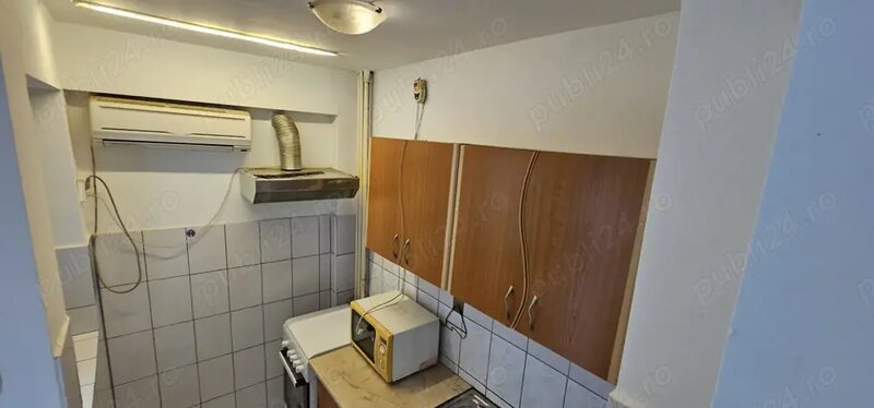 Vitan, Auchan, garsoniera,